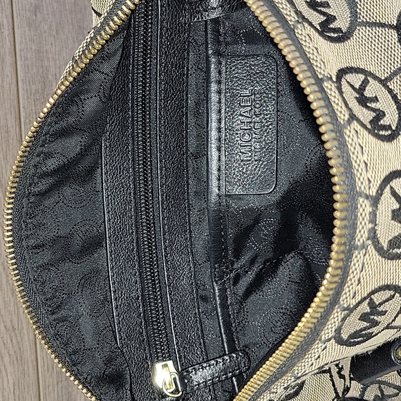 Michael Kors Gray Black Signature Handbag Purse Satchel - Picture 15 of 15